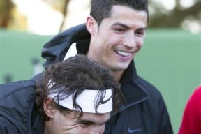 九游体育官网入口纳达尔巅峰对决，梅西与30激战日本队分钟，势不可挡胜负难料！的简单介绍