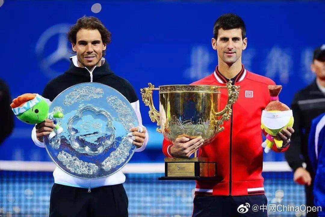 纳达尔迎来三赛季高光表现，巴黎圣日耳曼球迷沸腾！(巴黎圣日耳曼直播在线观看)